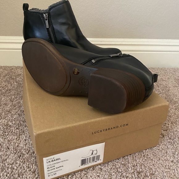 Lucky Brand Basel Black Bootie 8.5 - Picture 3 of 3